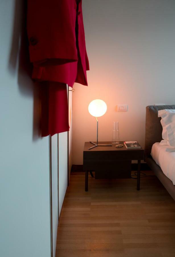 Domux Home Torre Velasca Mailand Exterior foto