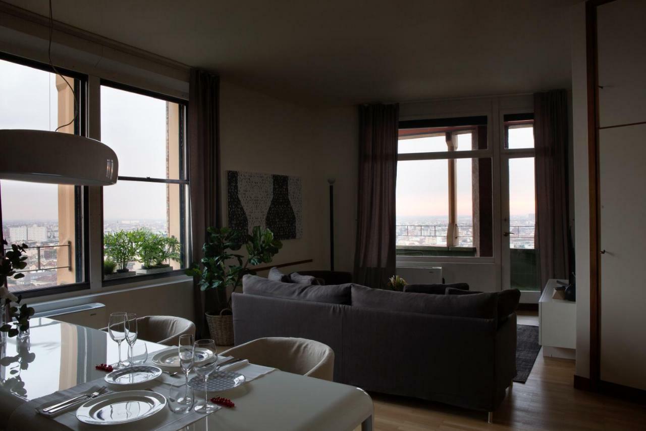 Domux Home Torre Velasca Mailand Exterior foto
